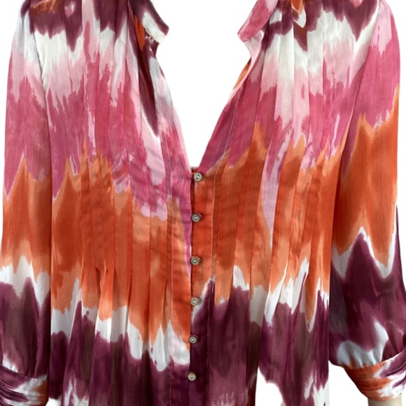 Cynthia Steffe Watercolor Sheer Tunic Top in a size‎ Medium Pink & Orange - Picture 5 of 9